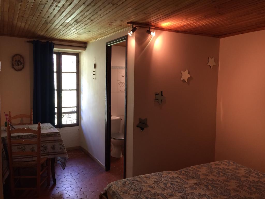 Gite Le Pelens Saint-Martin-d'Entraunes ภายนอก รูปภาพ