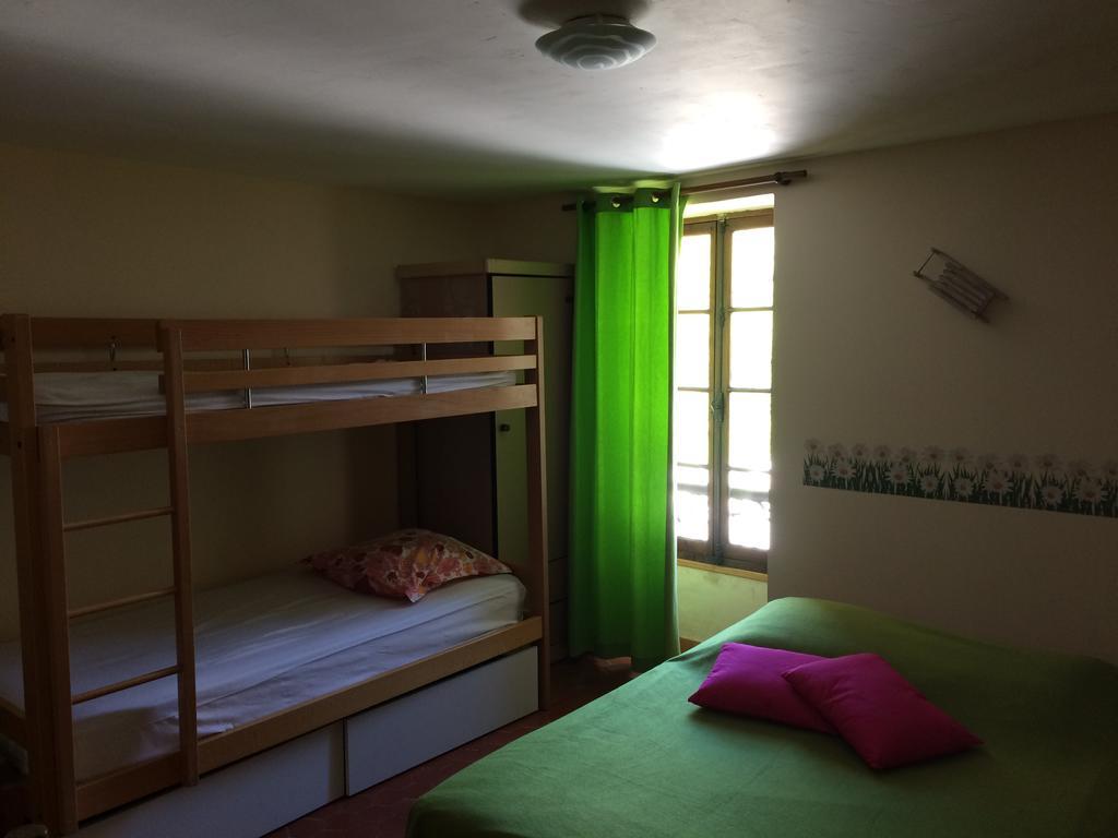 Gite Le Pelens Saint-Martin-d'Entraunes ภายนอก รูปภาพ