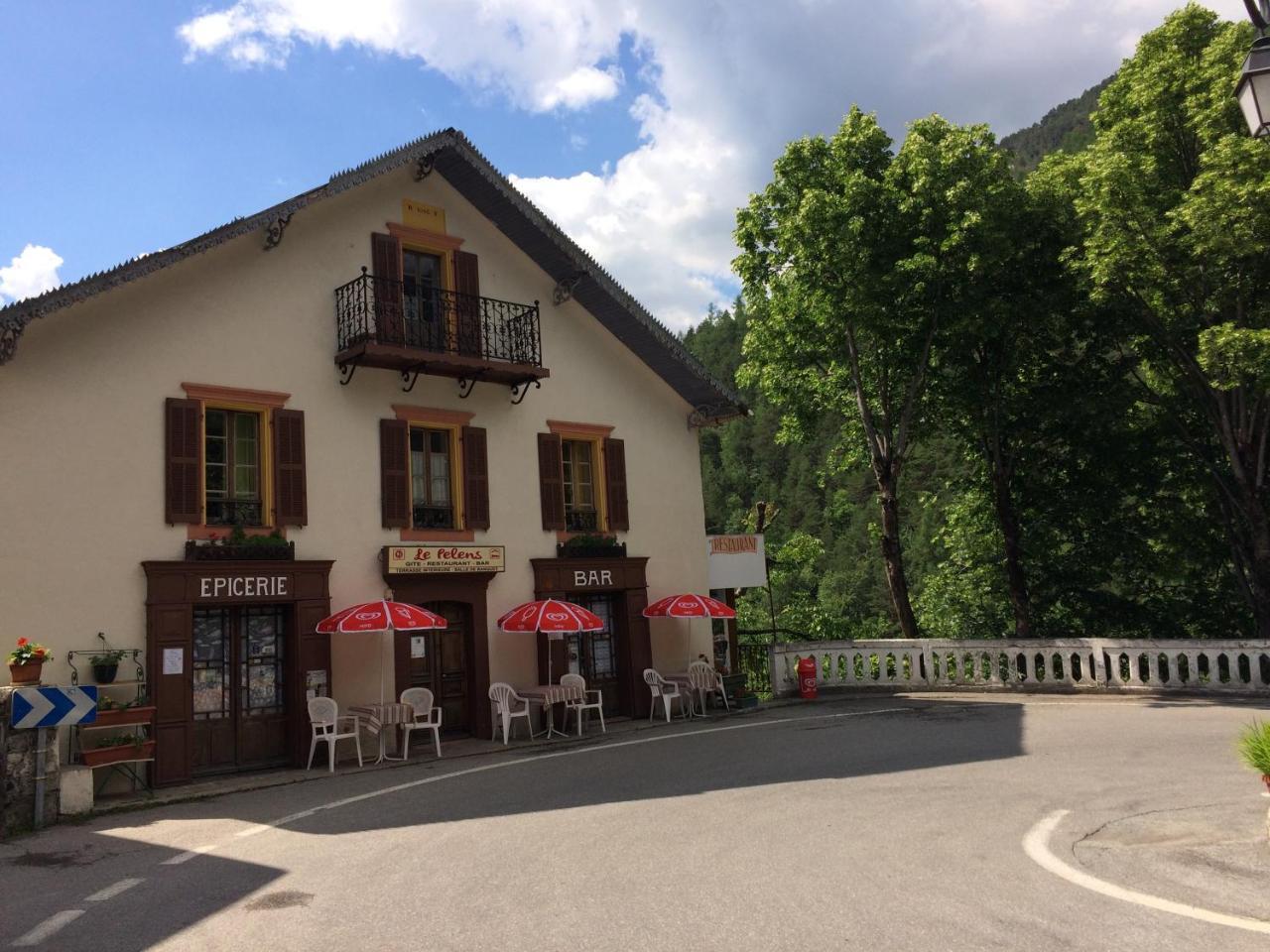 Gite Le Pelens Saint-Martin-d'Entraunes ภายนอก รูปภาพ